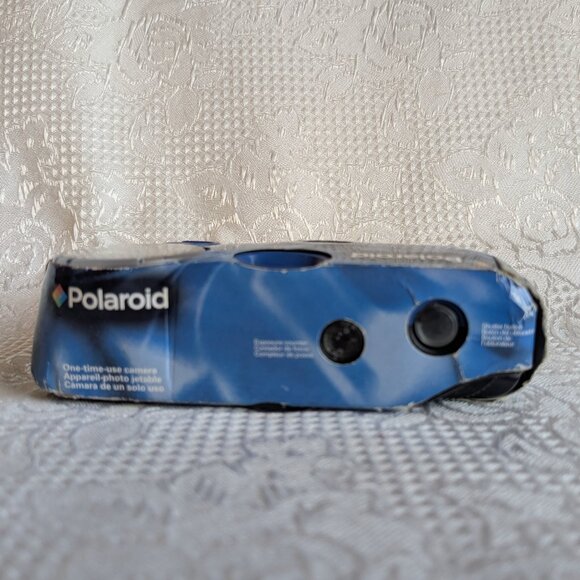 Disposable Camera Set One is Waterproof - Picture 9 of 10